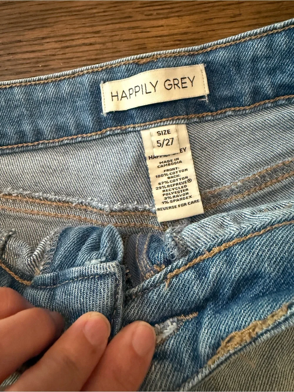 Light Wash Frayed Hem Women's Denim Shorts
